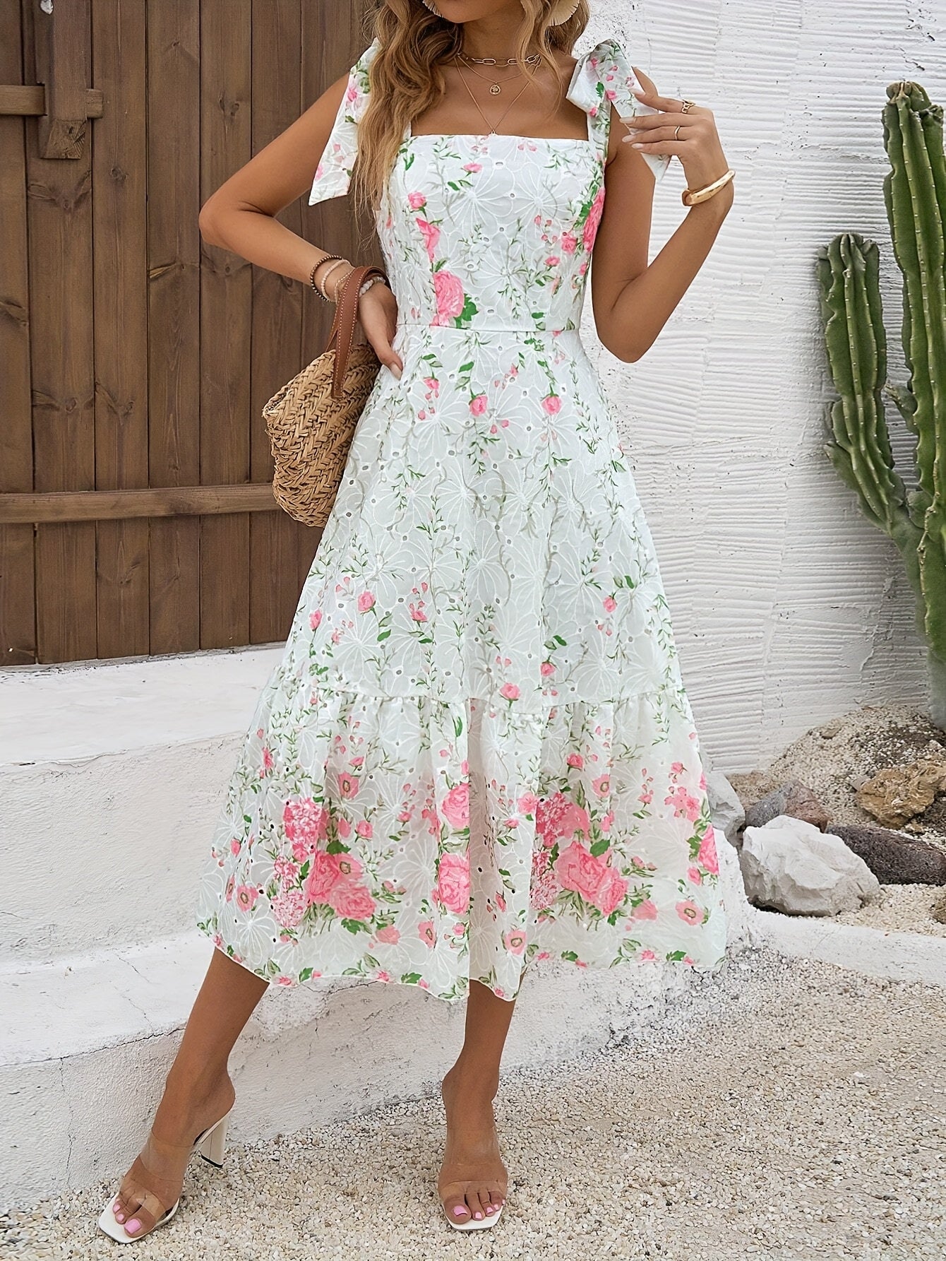 [Elegant Maxi Dress] Lightweight Polyester Elegant Floral Print Sleeveless Maxi Dress for Women | Vacation Style with Delicate Lace Detailing, Perfect for Spring/Summer