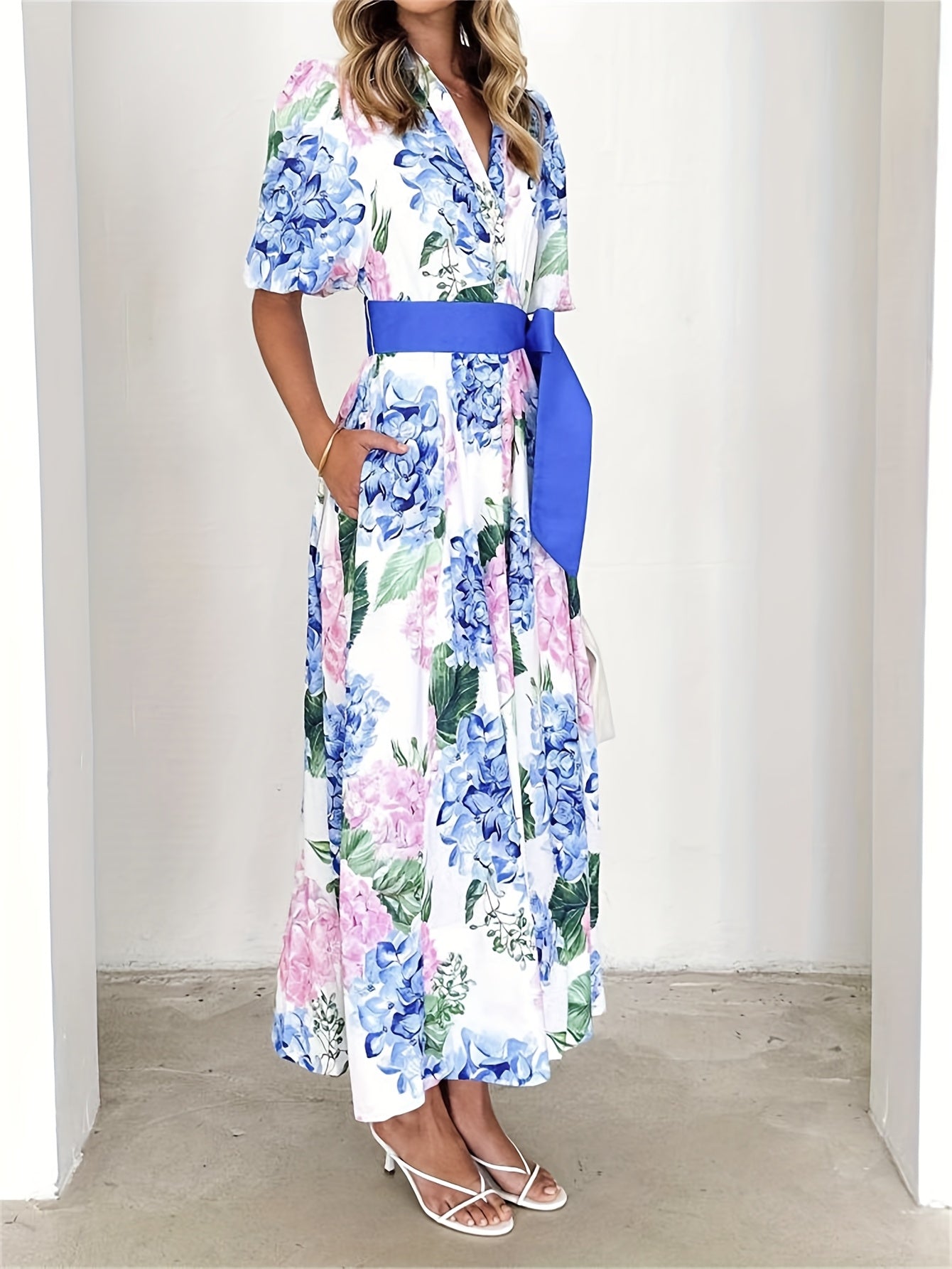 [Elegant Dress] Elegant Ladies' Printed Dress | Short Sleeves, Waist Belt, V-neck