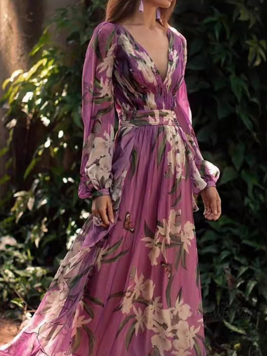 Elegant Printed V-Neck Long Sleeve Swing Dress