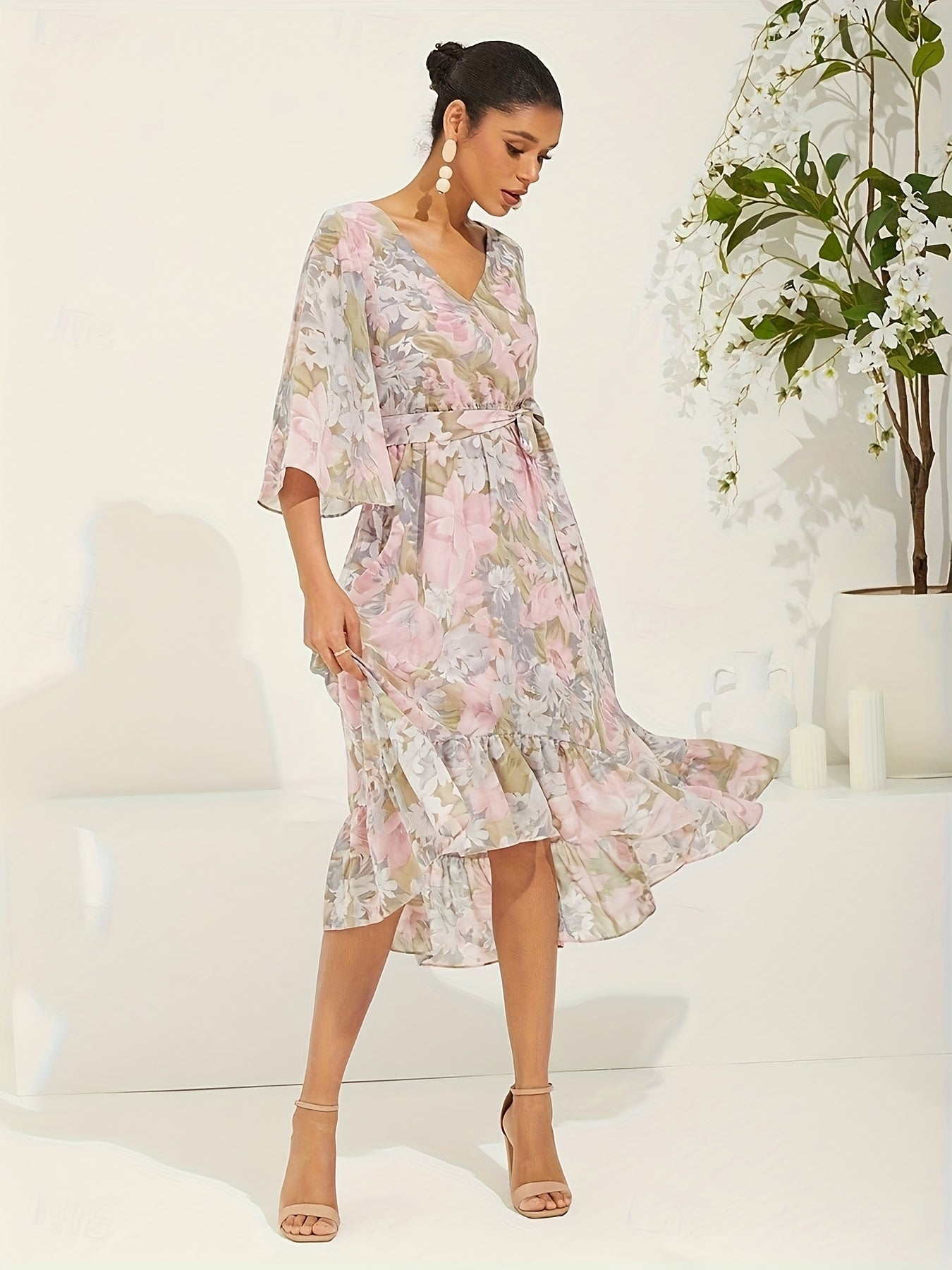 Ladies' V-Neck Floral Chiffon Long Dress with Flowing Sleeves, Elegant And Stylish for Weddings And Vacations (Includes Belt) LL425